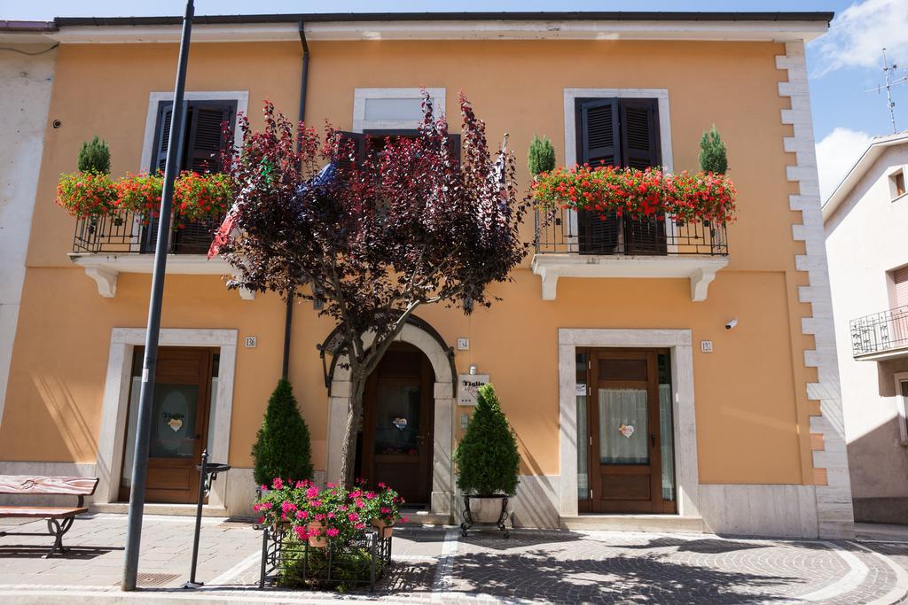 Hotel Il Tiglio (Adults Only) カステル・ディ・サングロ エクステリア 写真