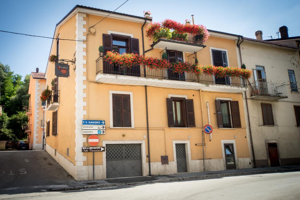 Hotel Il Tiglio (Adults Only) カステル・ディ・サングロ エクステリア 写真